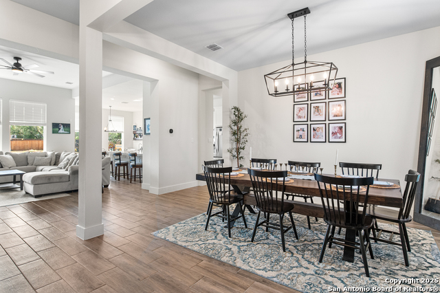 Listing photo id 4 for 239 Lawrence