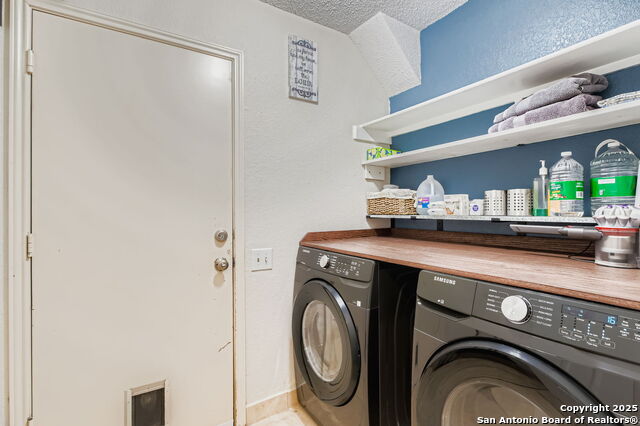 Image 18 of 20 For 9319 Fishers Hill