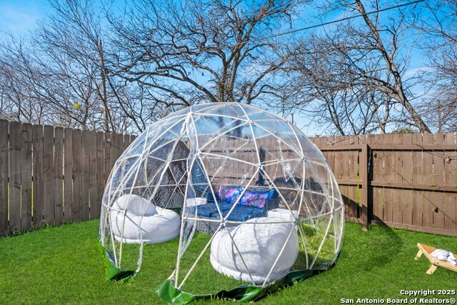 Image 29 of 36 For 531 Blaine  