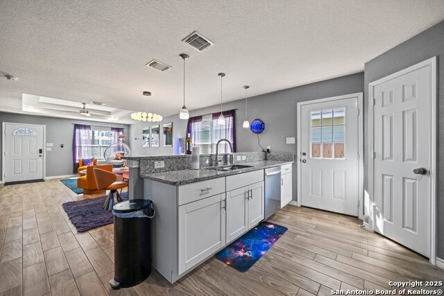 Image 8 of 36 For 531 Blaine  