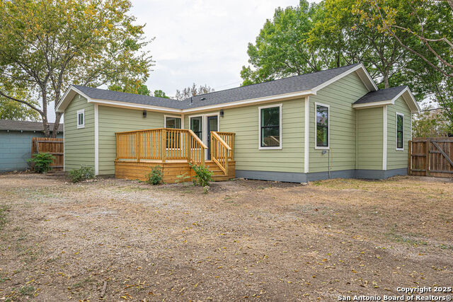 Image 25 of 31 For 162 New Haven