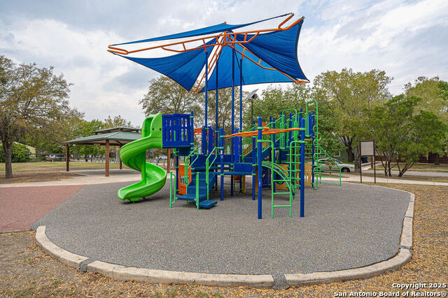 Image 27 of 31 For 162 New Haven