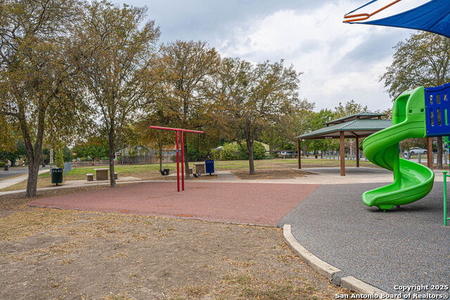 Image 28 of 31 For 162 New Haven