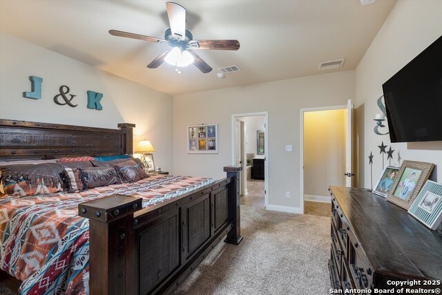 Listing photo id 13 for 8217 Lovela Bend