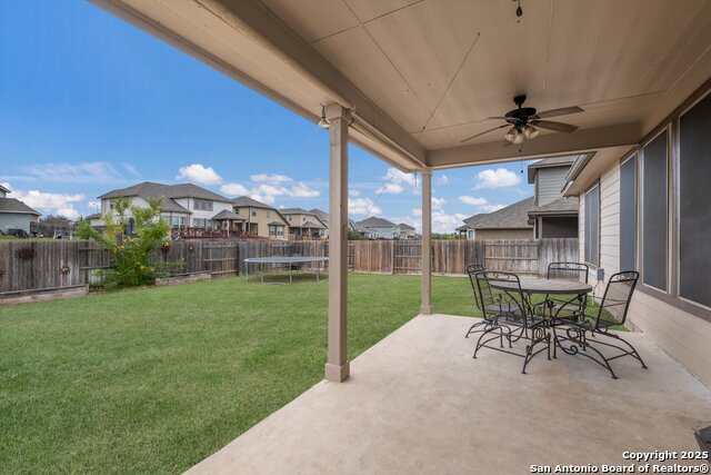 Listing photo id 22 for 8217 Lovela Bend