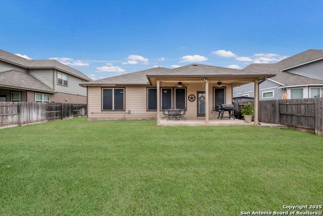 Listing photo id 23 for 8217 Lovela Bend