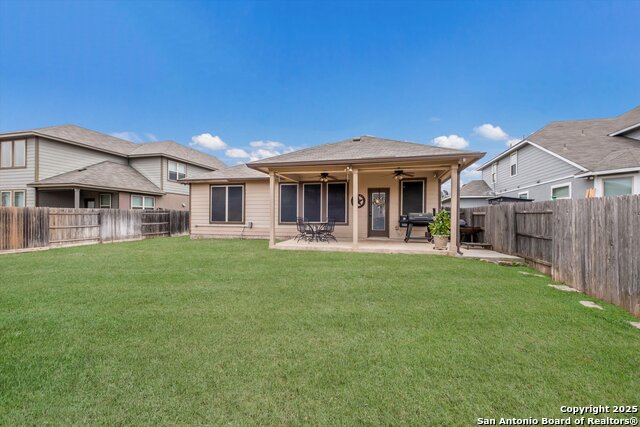 Listing photo id 24 for 8217 Lovela Bend