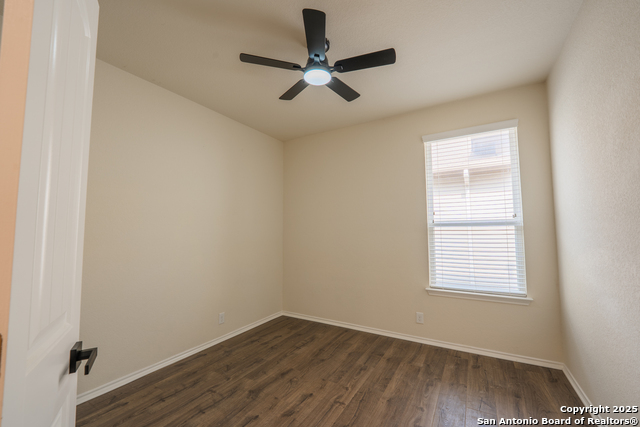 Image 21 of 34 For 8615 Emerald Sky Dr