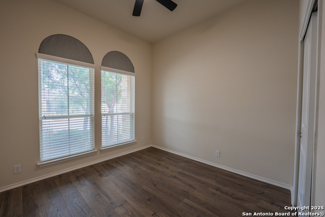 Image 25 of 34 For 8615 Emerald Sky Dr