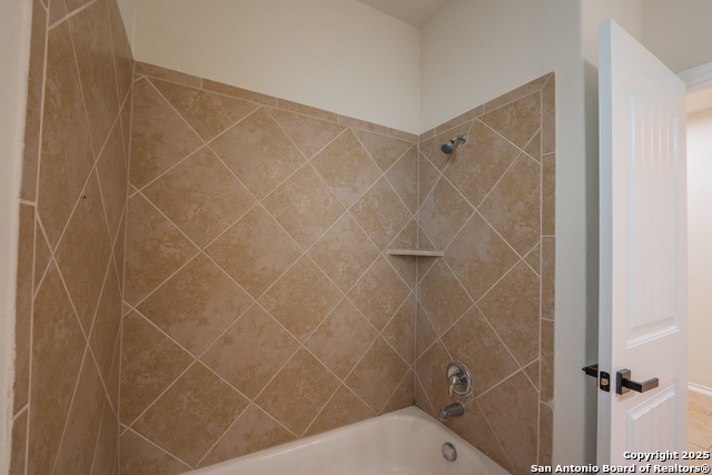 Image 27 of 34 For 8615 Emerald Sky Dr