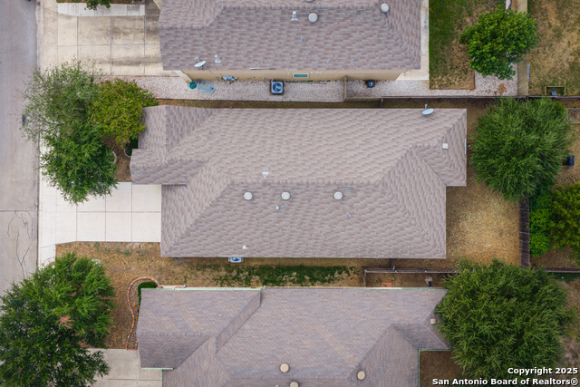 Image 31 of 34 For 8615 Emerald Sky Dr