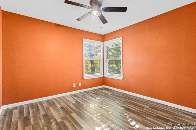 Image 12 of 16 For 466 Shannon Lee