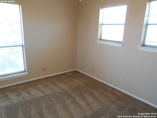 Image 15 of 17 For 164 Oakwell Farms