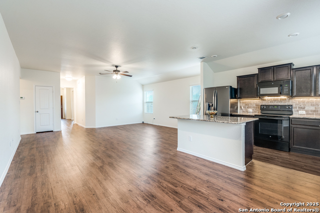 Image 6 of 25 For 150 Meadow Path