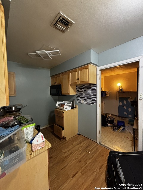 Image 6 of 19 For 4355 Redcap Dr