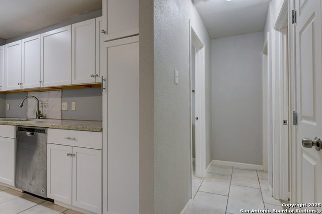 Image 14 of 18 For 4342 Lehman Dr.