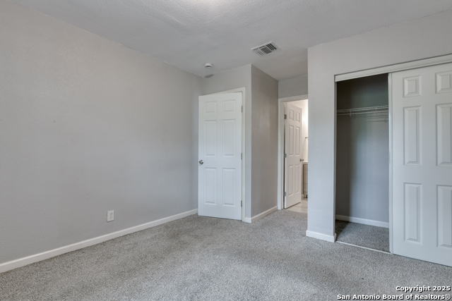 Image 4 of 18 For 4342 Lehman Dr.