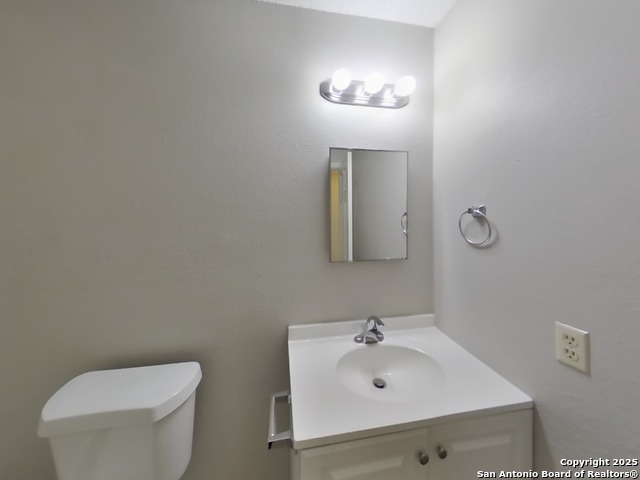 Image 16 of 18 For 8230 Longhorn Ridge