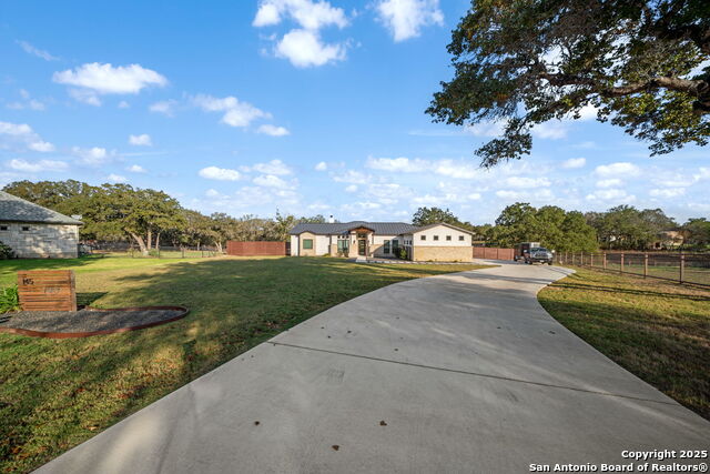 Image 2 of 50 For 145 Bucks  