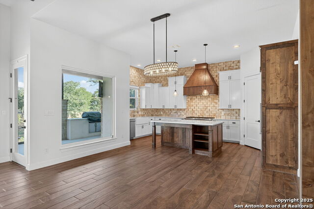 Image 21 of 50 For 145 Bucks  