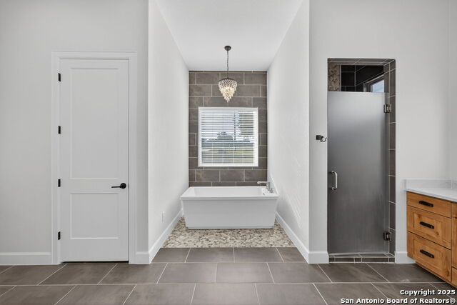 Image 25 of 50 For 145 Bucks  