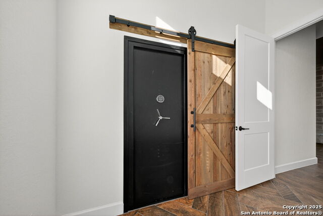 Image 34 of 50 For 145 Bucks  