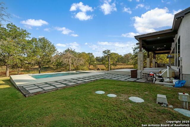 Image 42 of 50 For 145 Bucks  