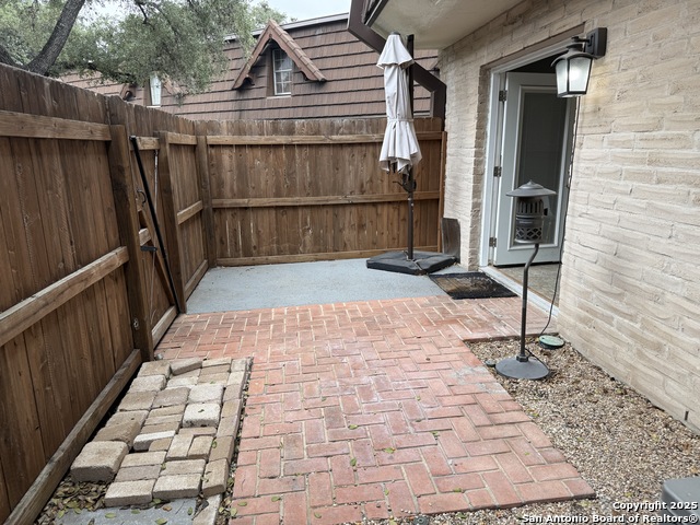 Image 12 of 19 For 8715 Starcrest  23