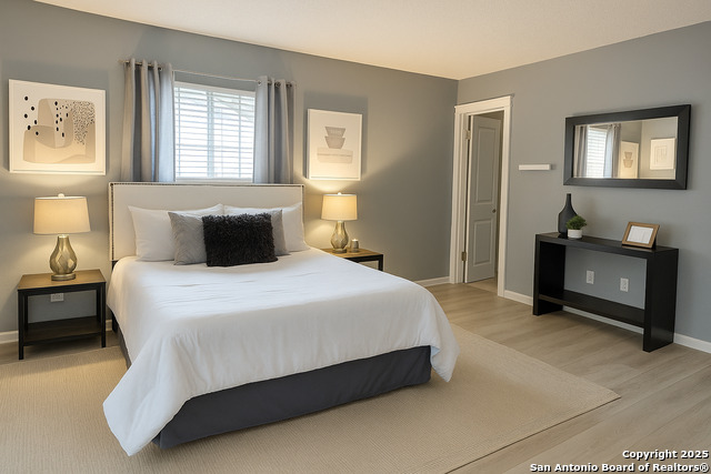 Image 6 of 19 For 8715 Starcrest  23