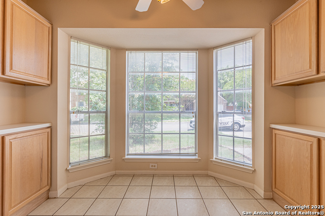 Image 7 of 29 For 6651 Rambling Trail