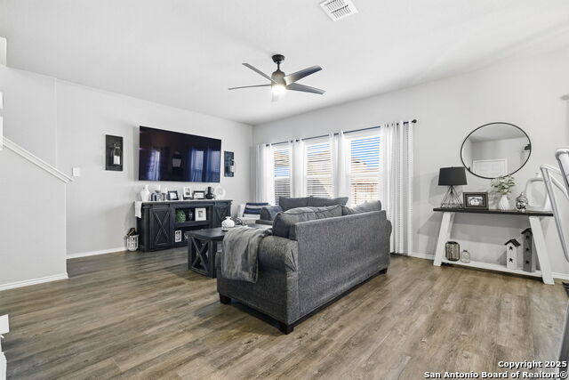 Image 6 of 26 For 419 Pleasanton