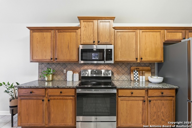 Image 9 of 34 For 8931 Rushing Winds