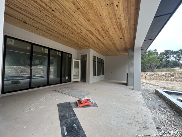 Image 11 of 37 For 21310 Meditation Ln