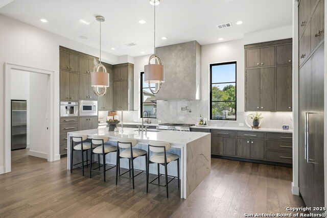 Image 25 of 37 For 21310 Meditation Ln