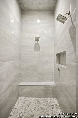 Image 32 of 37 For 21310 Meditation Ln