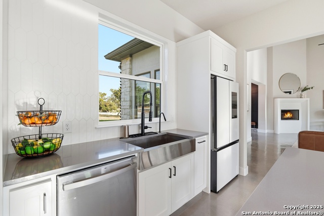 Image 14 of 52 For 5721 Dry Comal