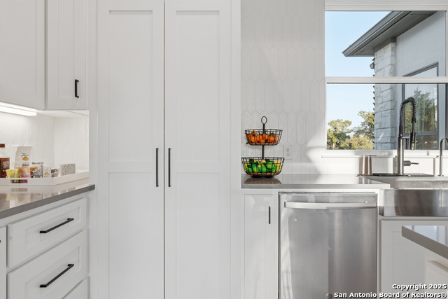 Image 16 of 52 For 5721 Dry Comal