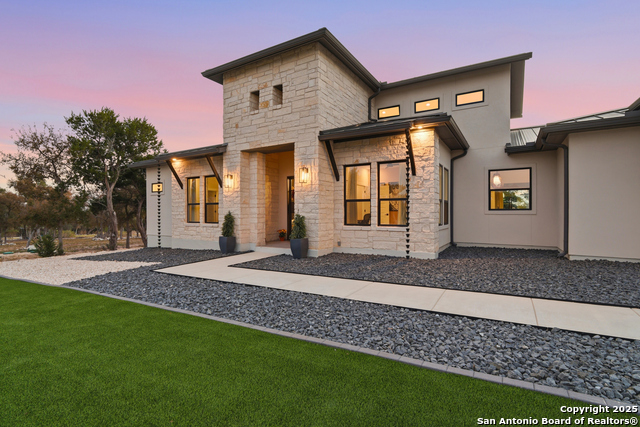 Image 2 of 52 For 5721 Dry Comal