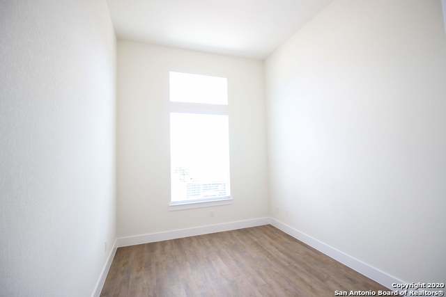 Image 18 of 21 For 259 Sapphire