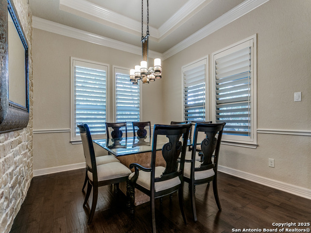 Image 17 of 41 For 2502 Dunmore Hill