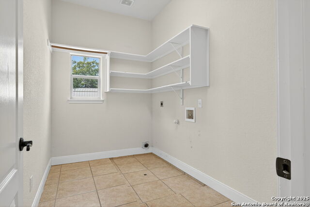 Image 19 of 27 For 1126 Winding Creek