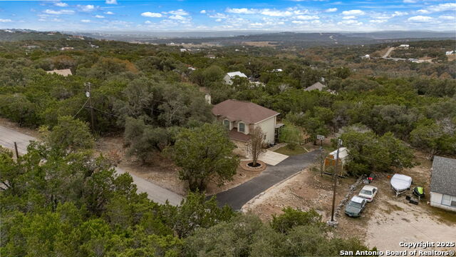 Image 23 of 27 For 1126 Winding Creek