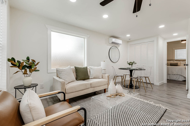 Image 8 of 22 For 324 Overlook Rd