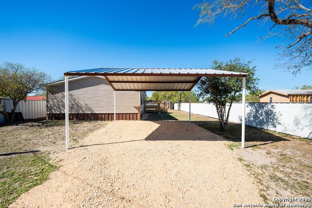 Image 5 of 35 For 1320 Ruhmann St