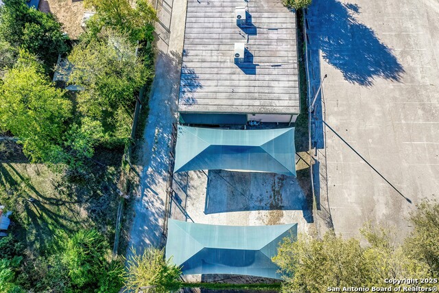 Listing photo id 23 for 120 Mesquite