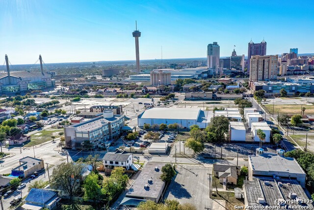 Listing photo id 31 for 120 Mesquite