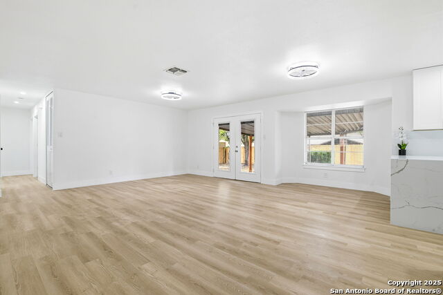 Image 5 of 25 For 5006 Northfield