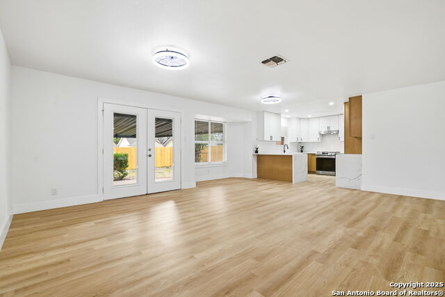 Image 7 of 25 For 5006 Northfield