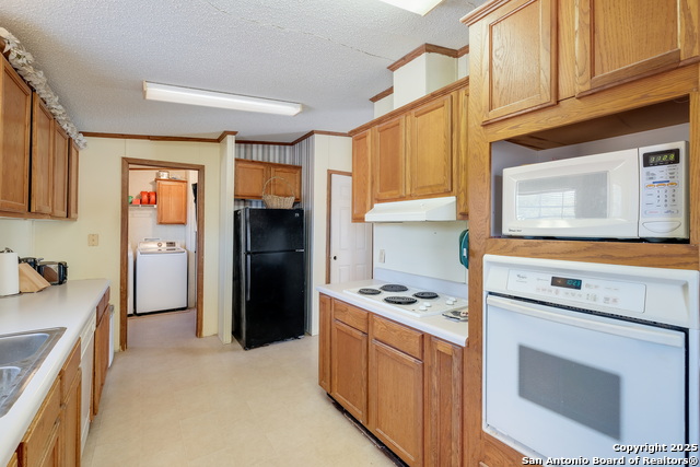 Image 13 of 23 For 104 Kickapoo