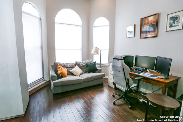 Image 10 of 38 For 43 Sable Heights